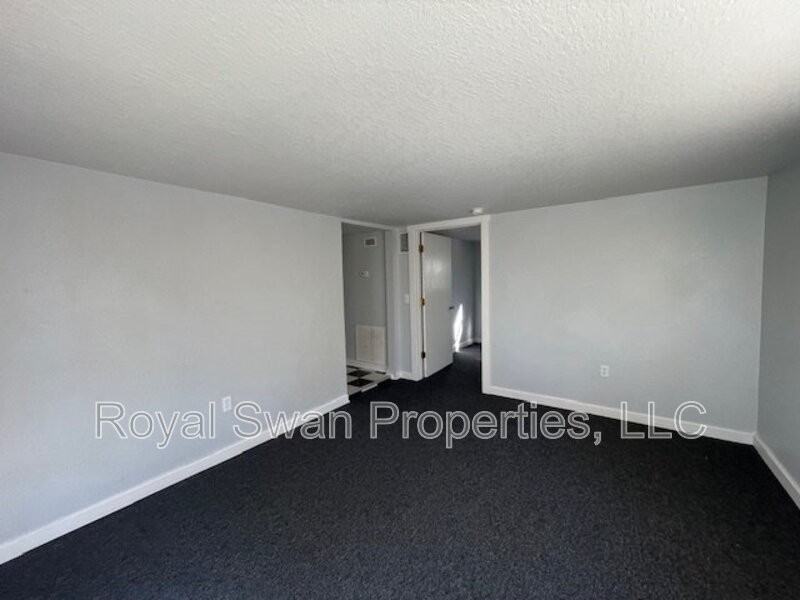 513 Mcrorie St - Photo 3 of 11