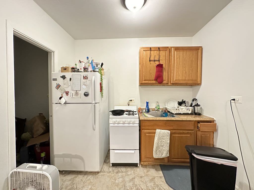 5710 N Winthrop Ave #209 - Photo 2 of 21