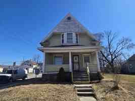 featured image of 247 Sumner St