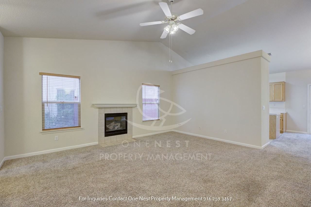 516 Star Ct - Photo 6 of 23