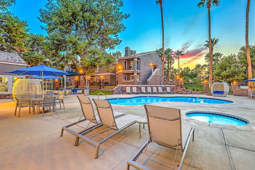 The Marlow - Photo 4 of 36