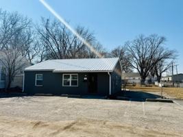 featured image of 2805 S 14th St