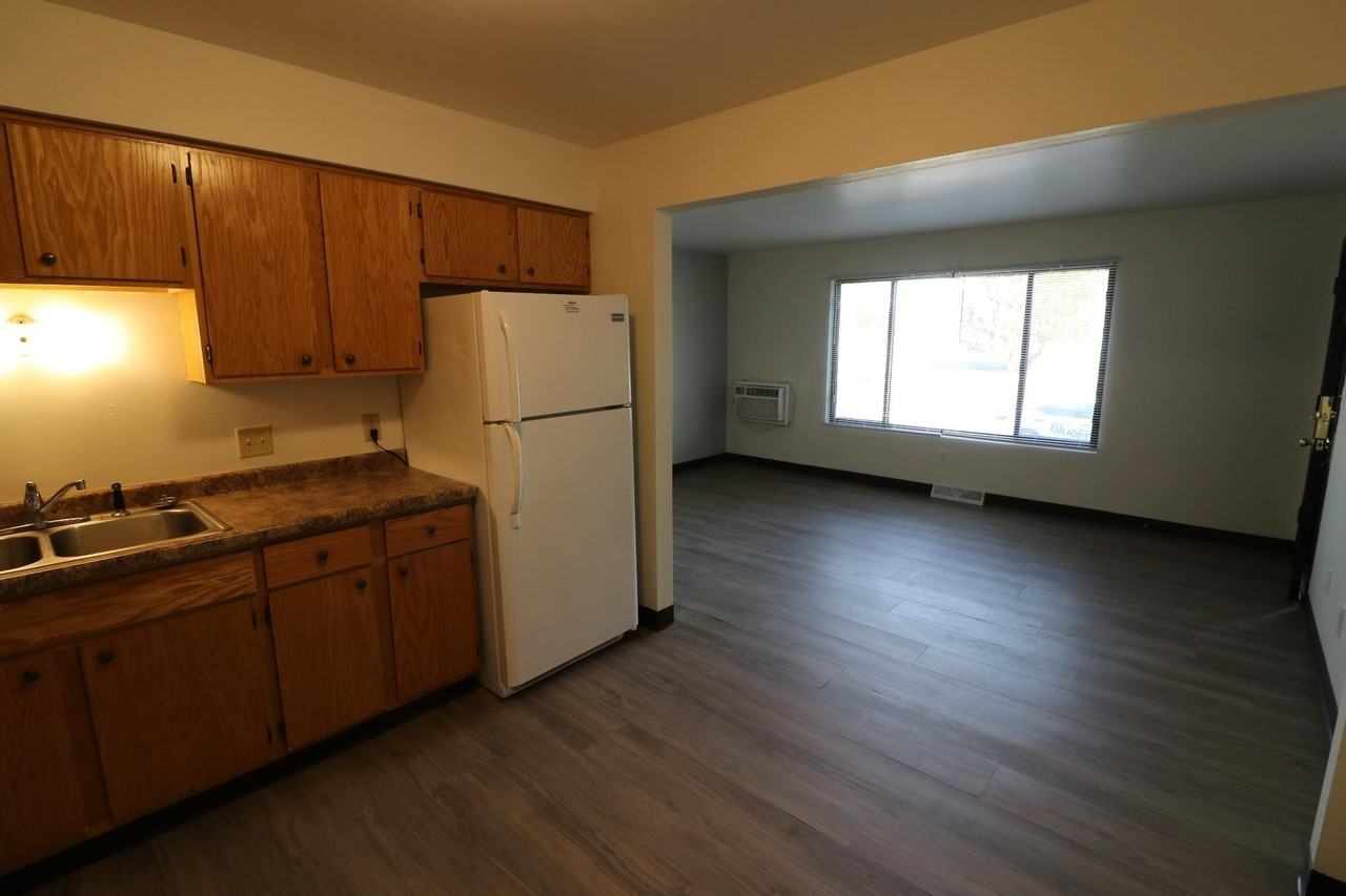 356 East Marquette Street - Photo 3 of 13