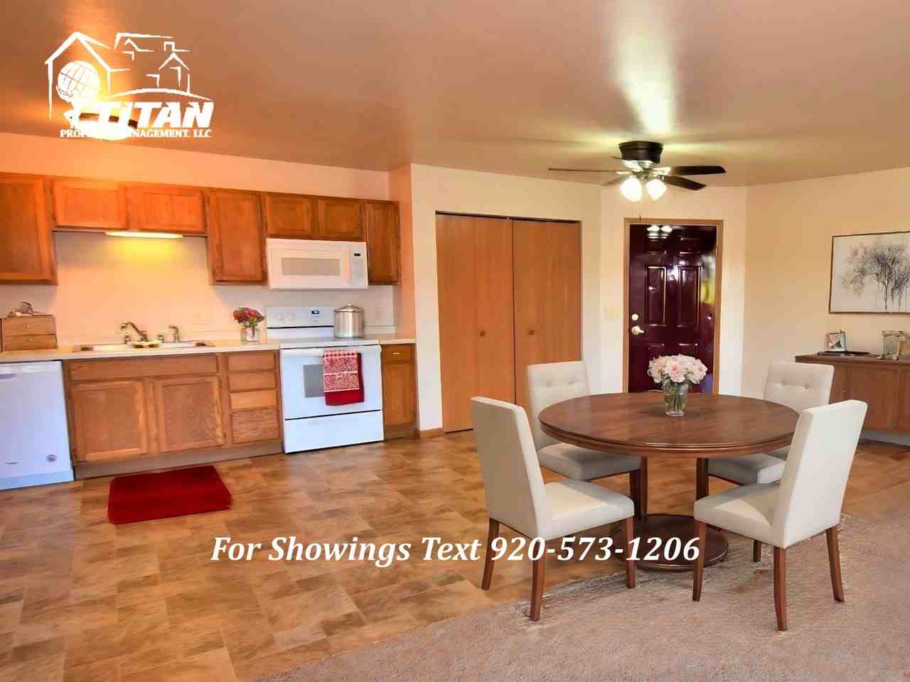 201 Robbins Street - Photo 3 of 8