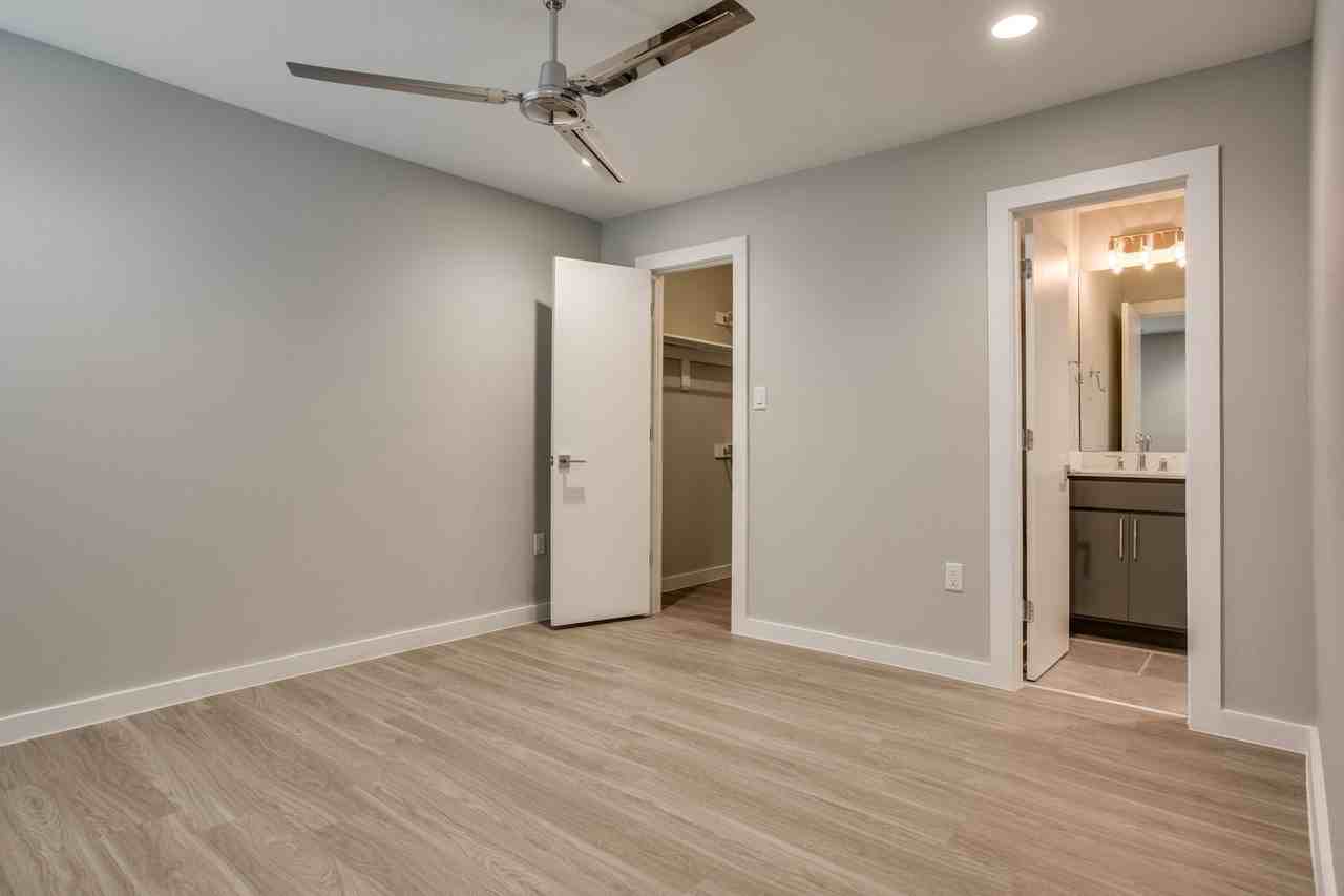 3328 Cedarplaza Lane - Photo 5 of 20