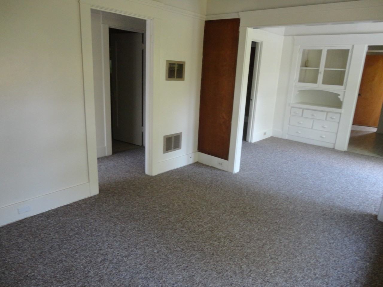 1417 Marsh St - Photo 5 of 13