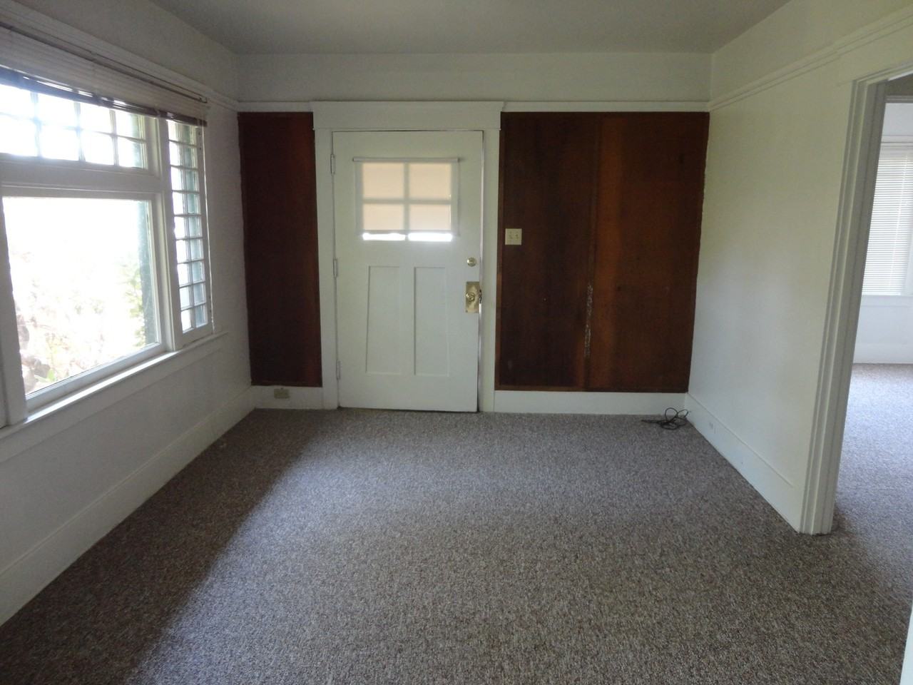 1417 Marsh St - Photo 6 of 13