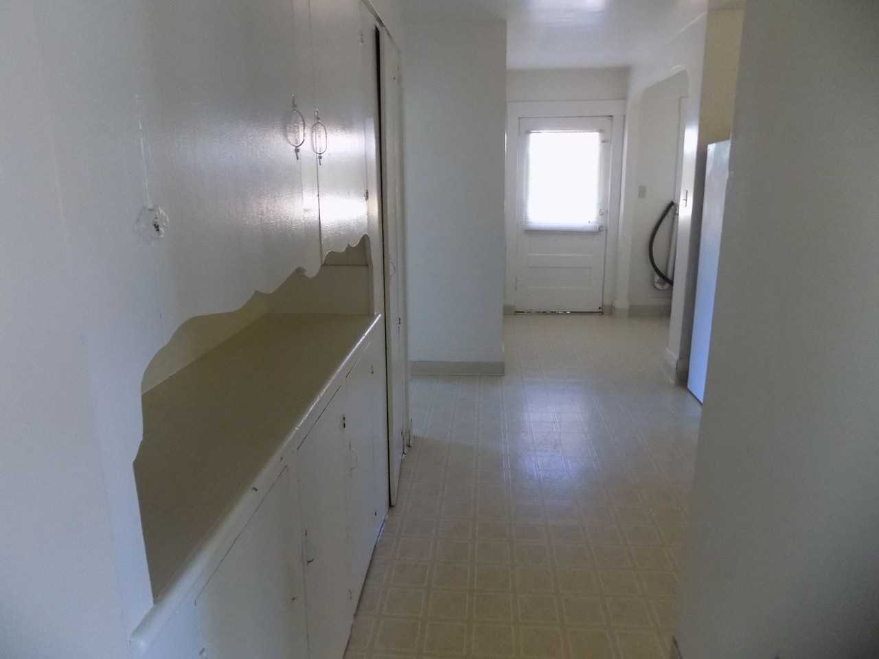 1824 Nipomo St - Photo 3 of 13