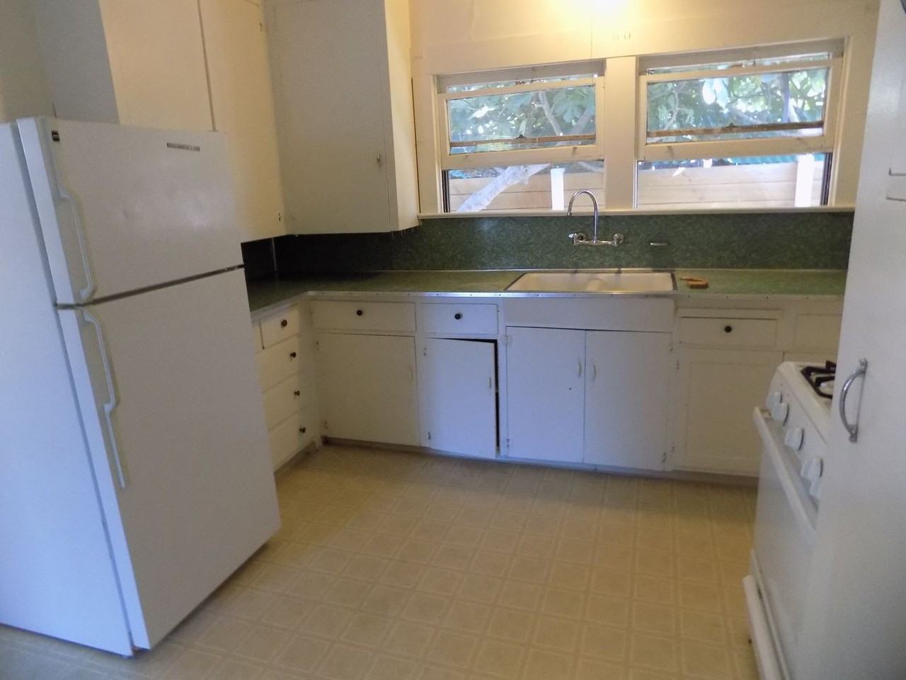 1824 Nipomo St - Photo 6 of 13