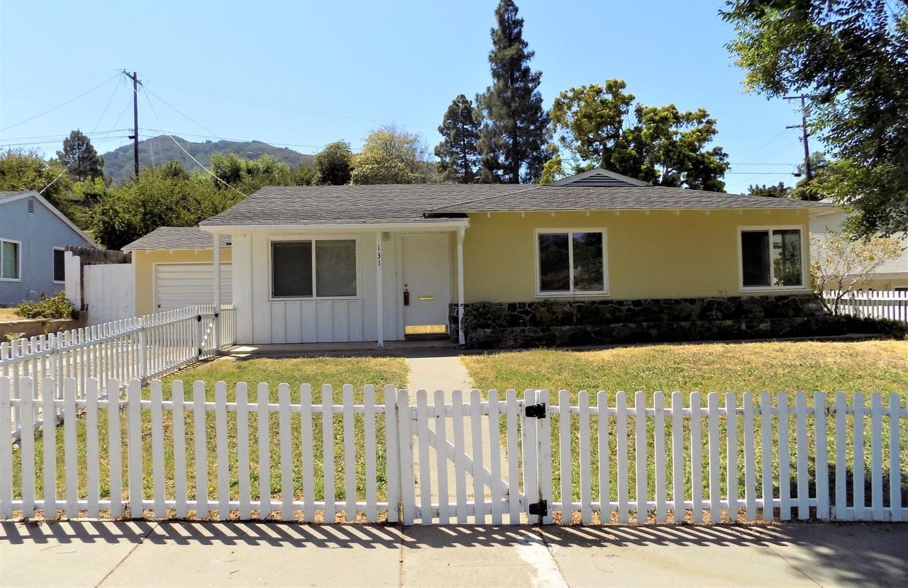 131 Ramona Dr - Photo 2 of 19