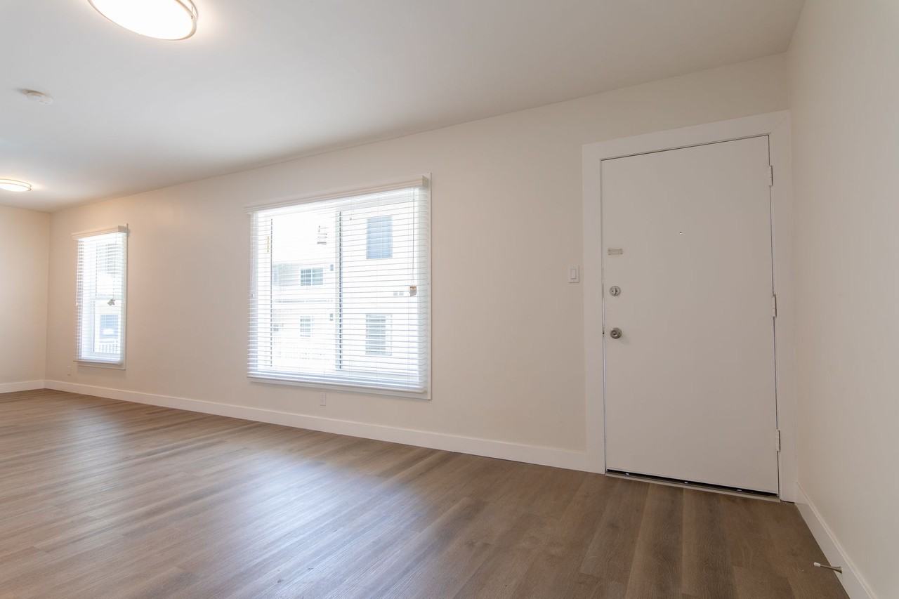 Newly Renovated Apartments - Photo 2 of 10