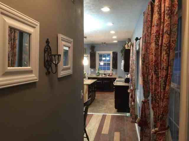 603 W30 - Photo 4 of 6