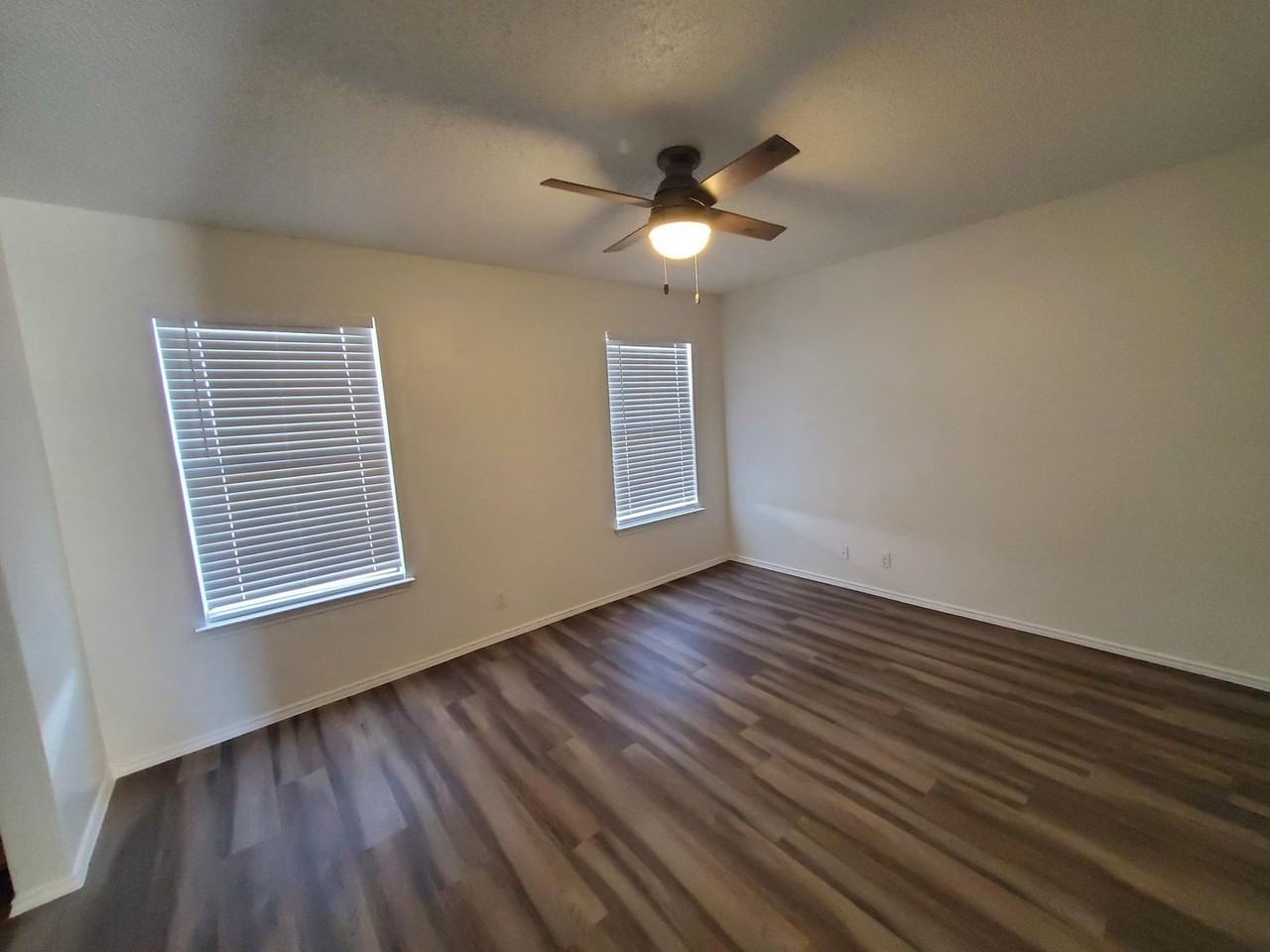 124 Whisper Way - Photo 6 of 13