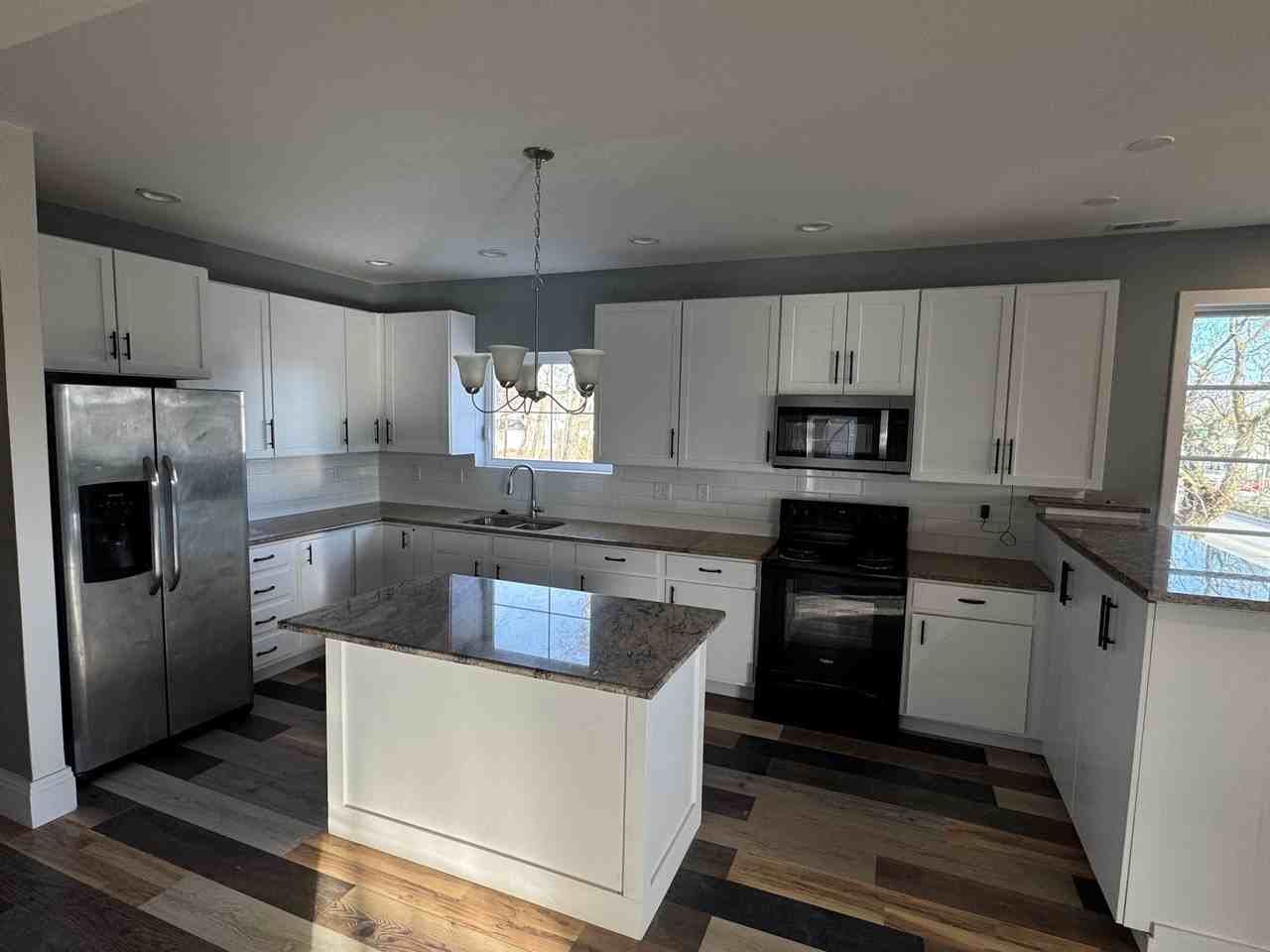 3710 E Washington - Photo 3 of 9