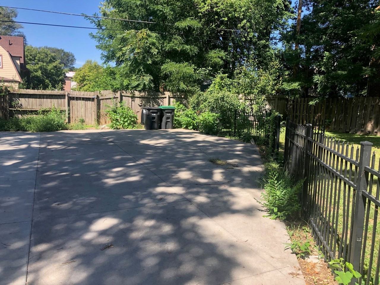 1120 S 30th Ave - Photo 4 of 22