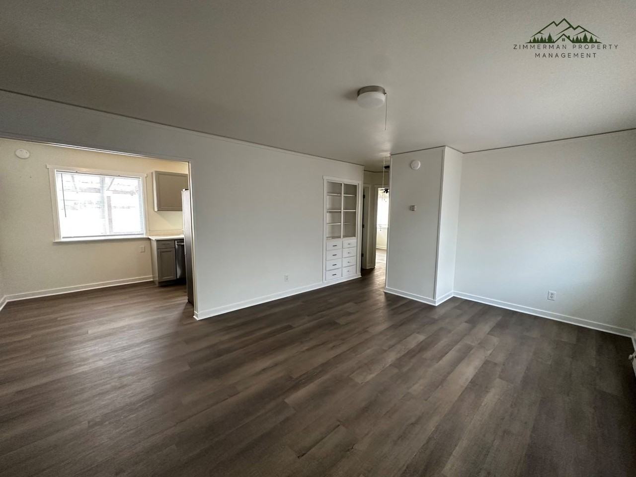 1589 Wilson Ct - Photo 2 of 14