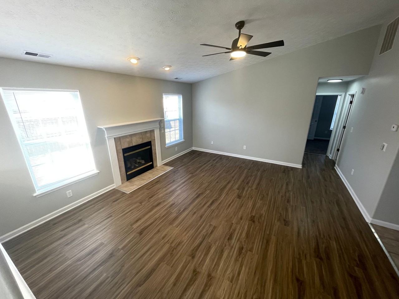 3205 Stratus Ct - Photo 7 of 24