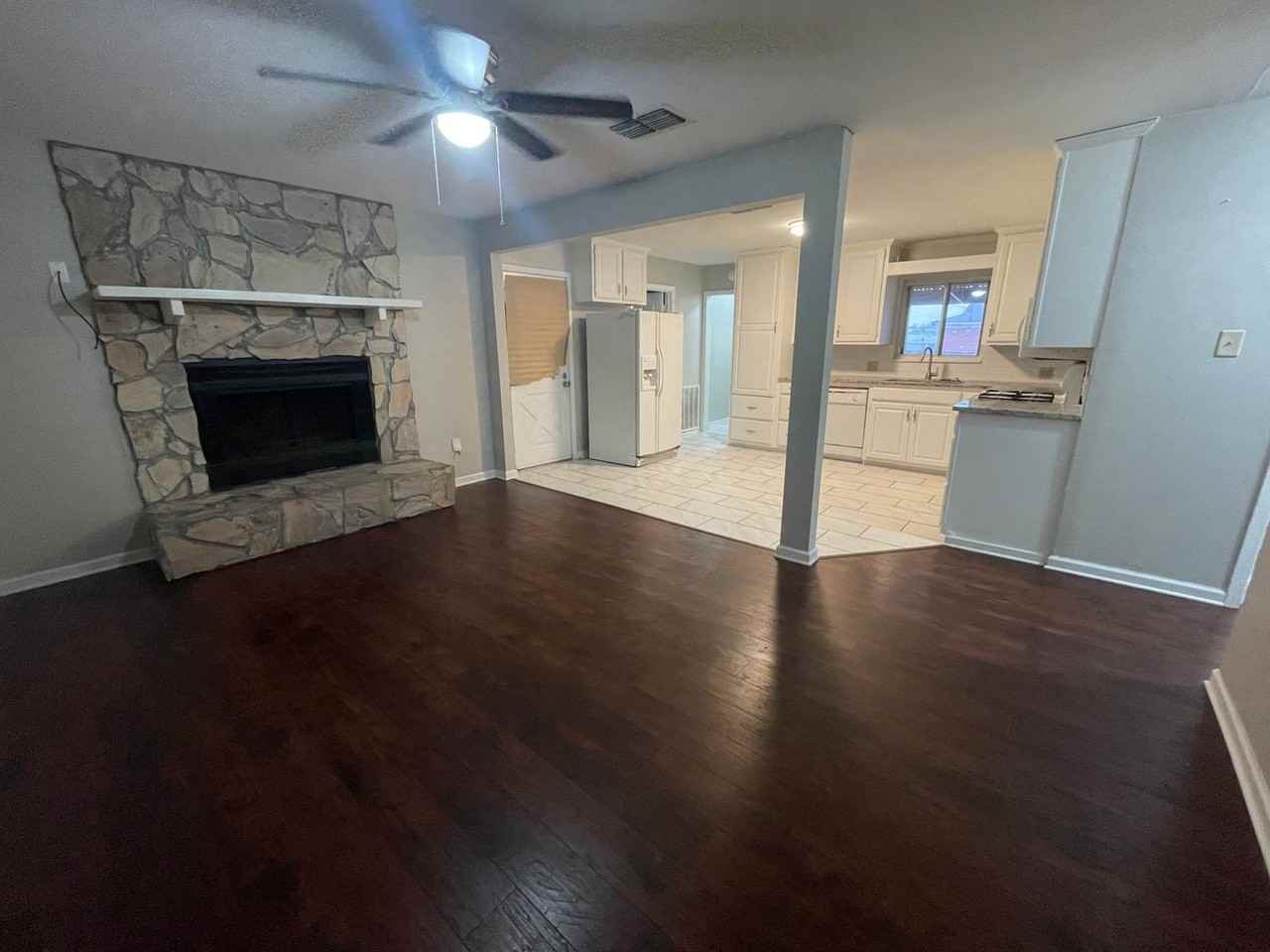 3117 Oliver St - Photo 5 of 12