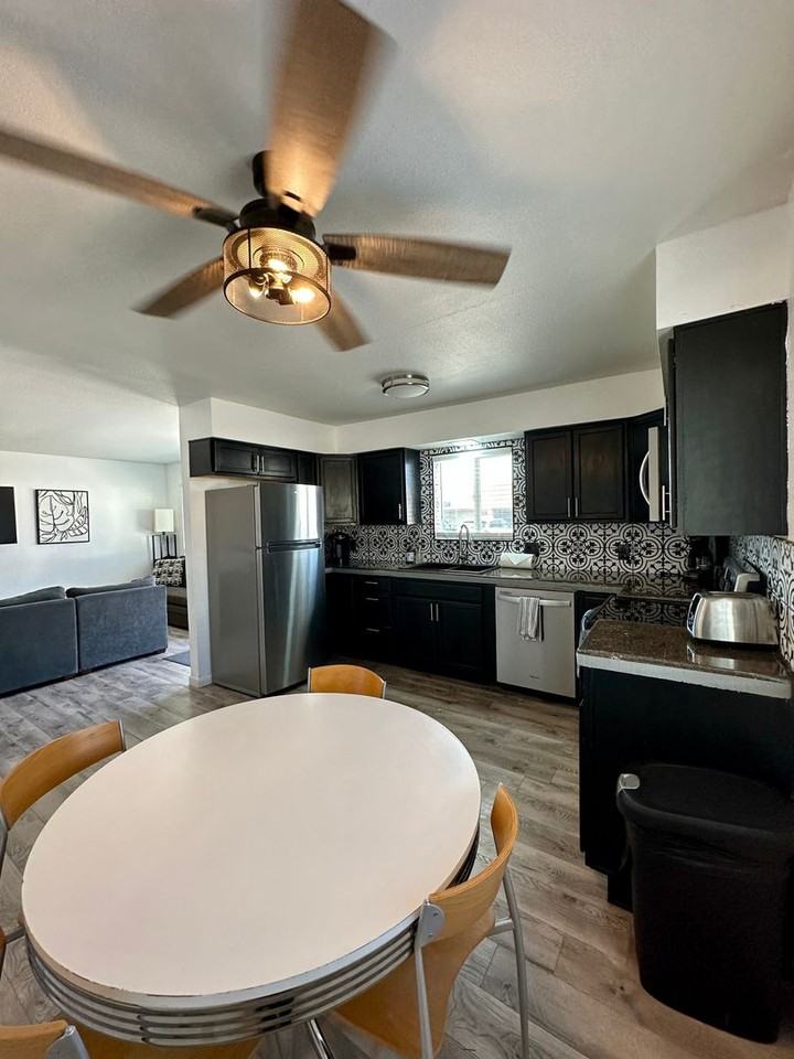3363 Oro Grande Blvd - Photo 6 of 17