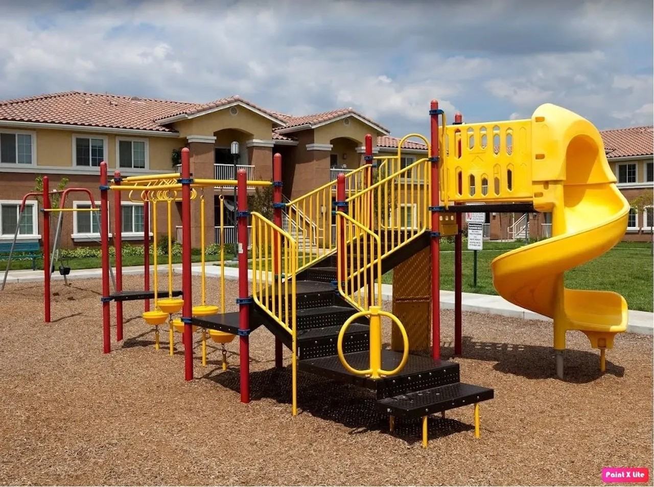 Rosewood Villas - Photo 2 of 8