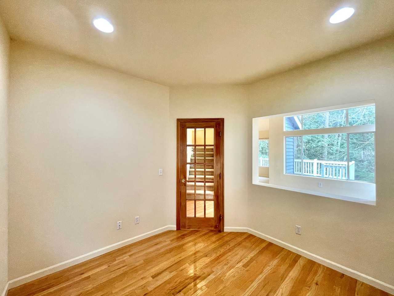 4263 257th Pl Se - Photo 5 of 32