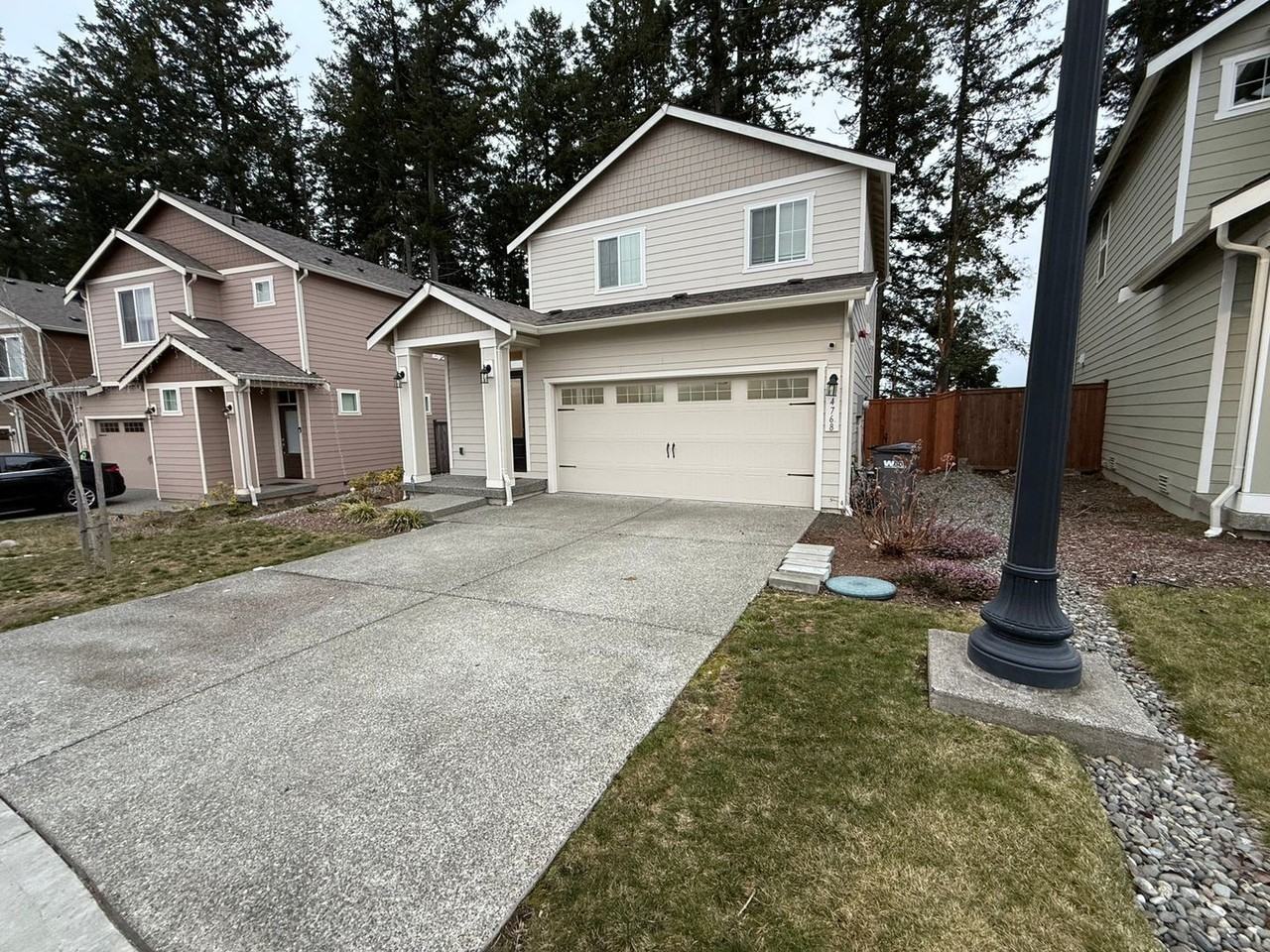 4768 Deadwood St - Photo 3 of 22