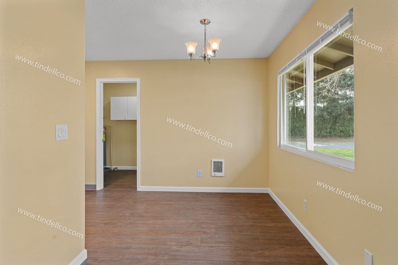 7040 N Carey Blvd - Photo 7 of 14