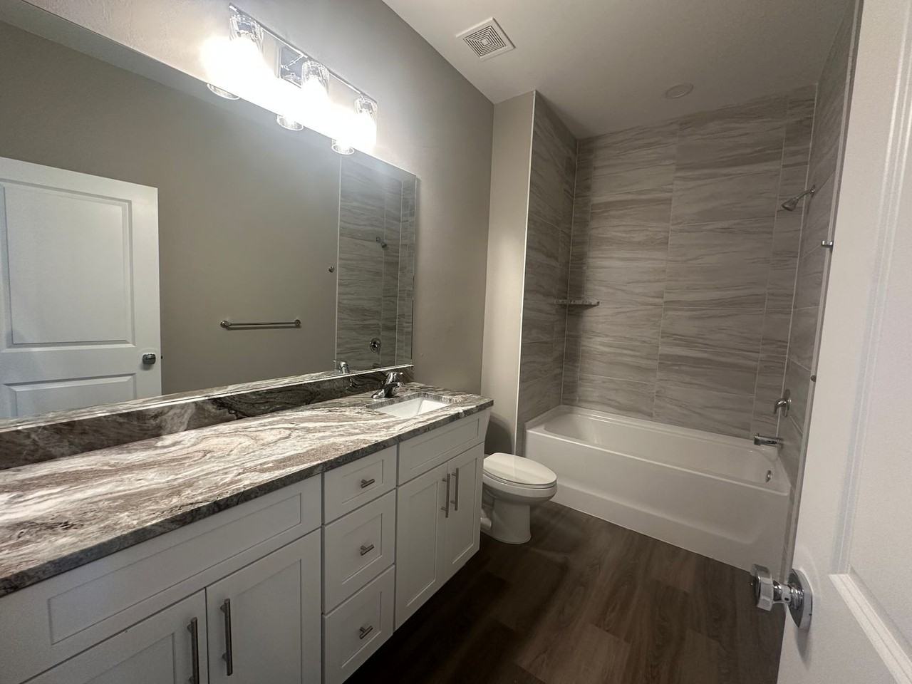 1909 Ne 6th Ave - Photo 7 of 16