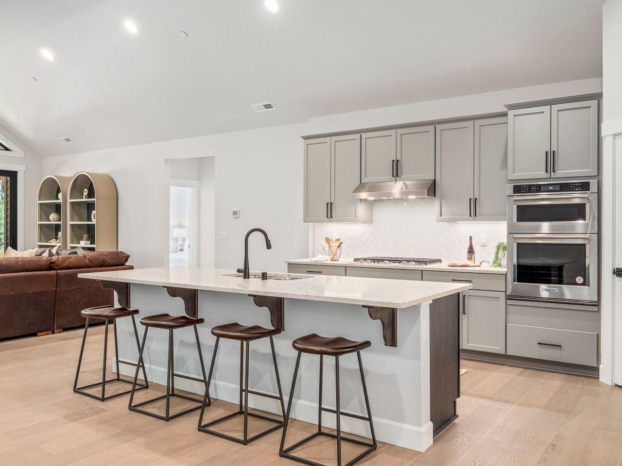 1110 Domerie Park Loop - Photo 2 of 19