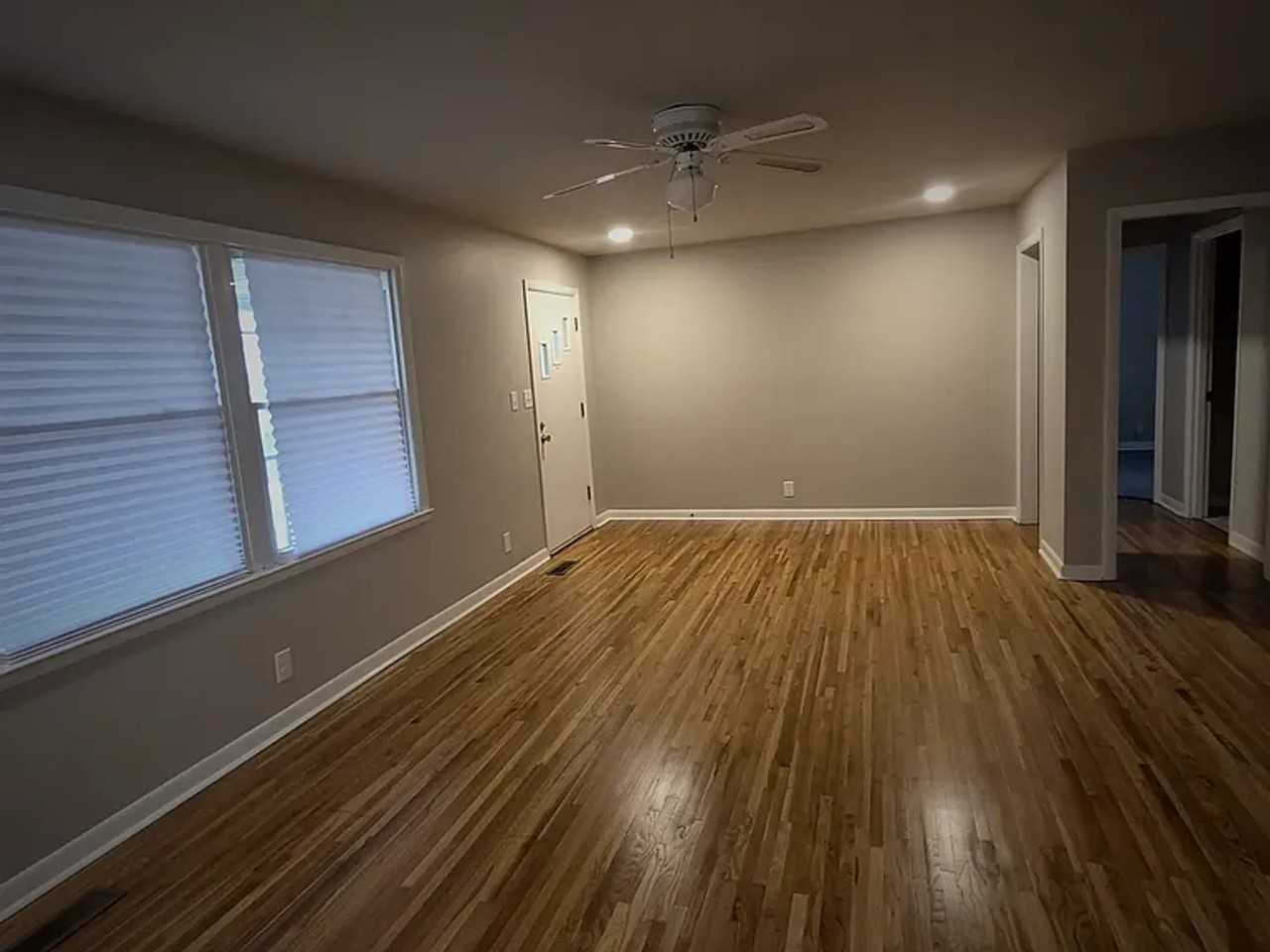 200 Moncrief Ave - Photo 3 of 27