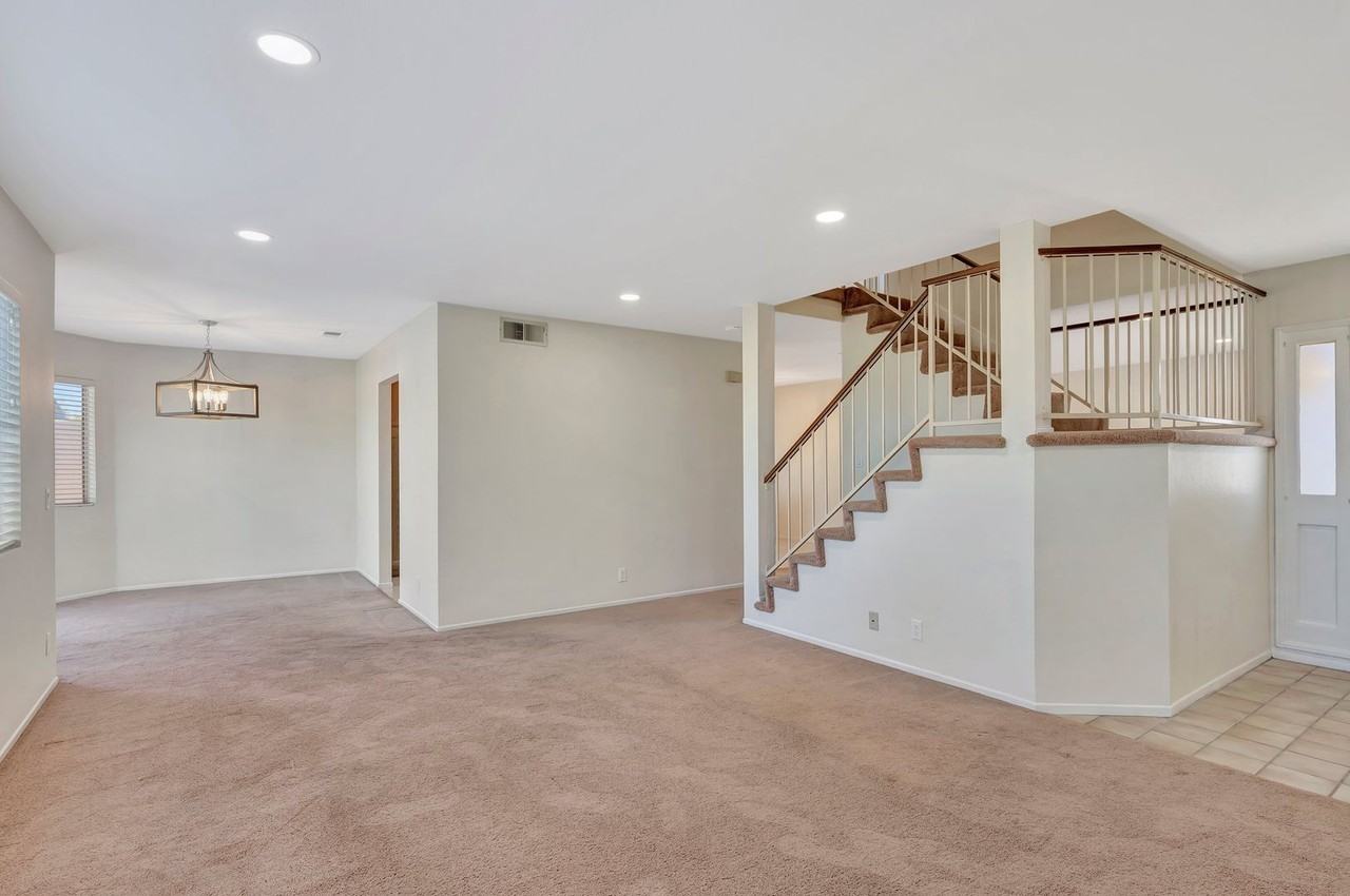 3636 Via Colina - Photo 3 of 29