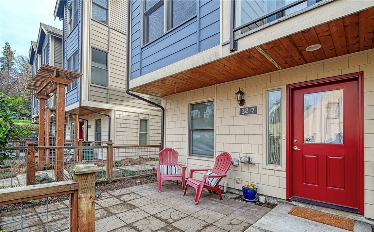 3817 S Angeline St - Photo 2 of 44