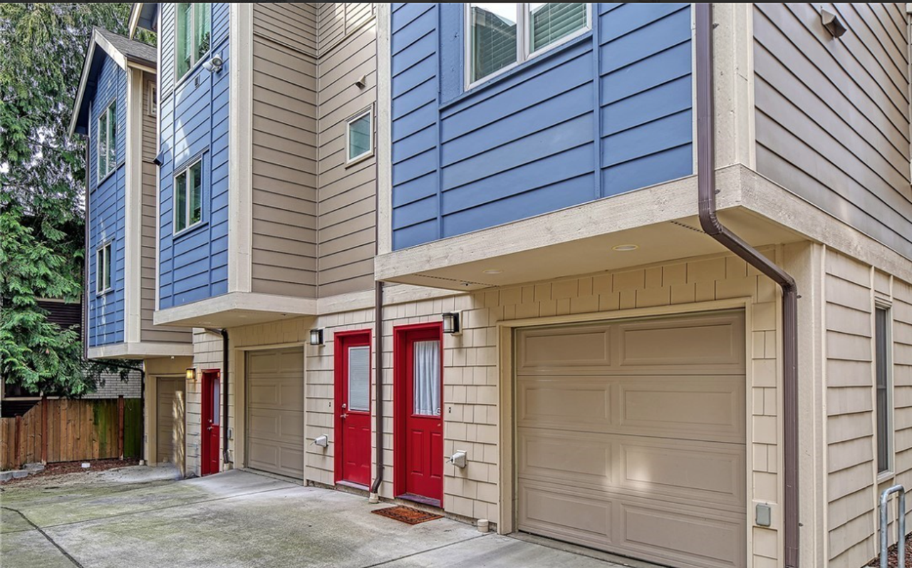 3817 S Angeline St - Photo 3 of 44