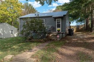 72 Riverview Dr - Photo 1 of 1