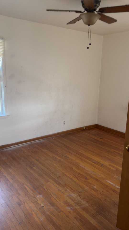 708 29th St #NA - Photo 4 of 10