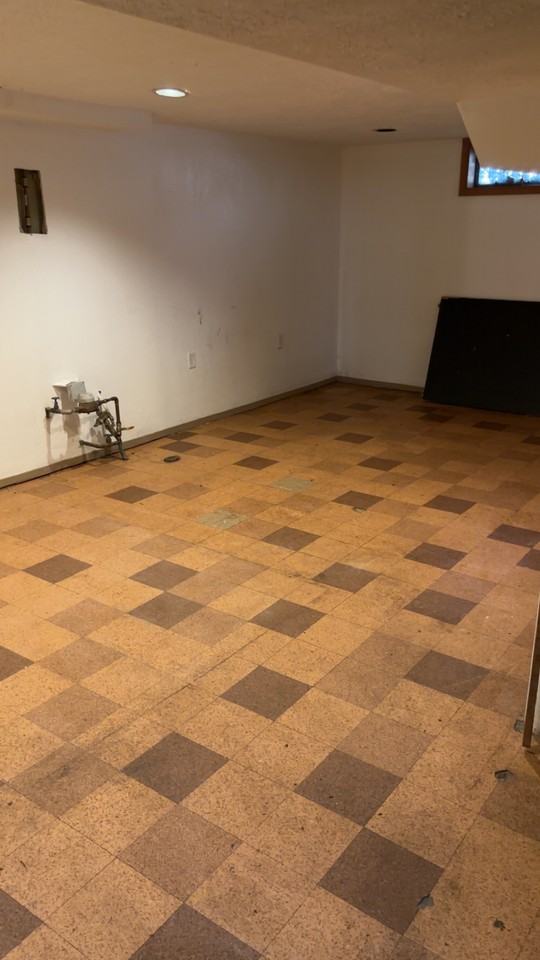 708 29th St #NA - Photo 7 of 10