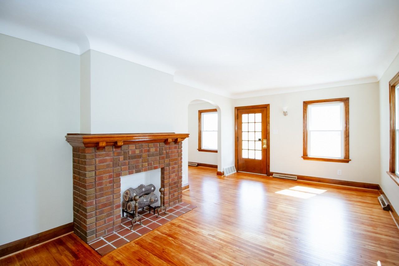 2032 Glencove Dr #NA - Photo 2 of 28