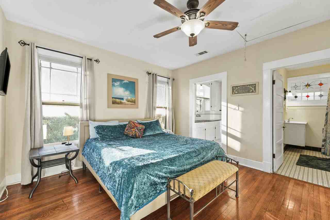 2524 Avenue Q 1/2 #1 - Photo 3 of 11