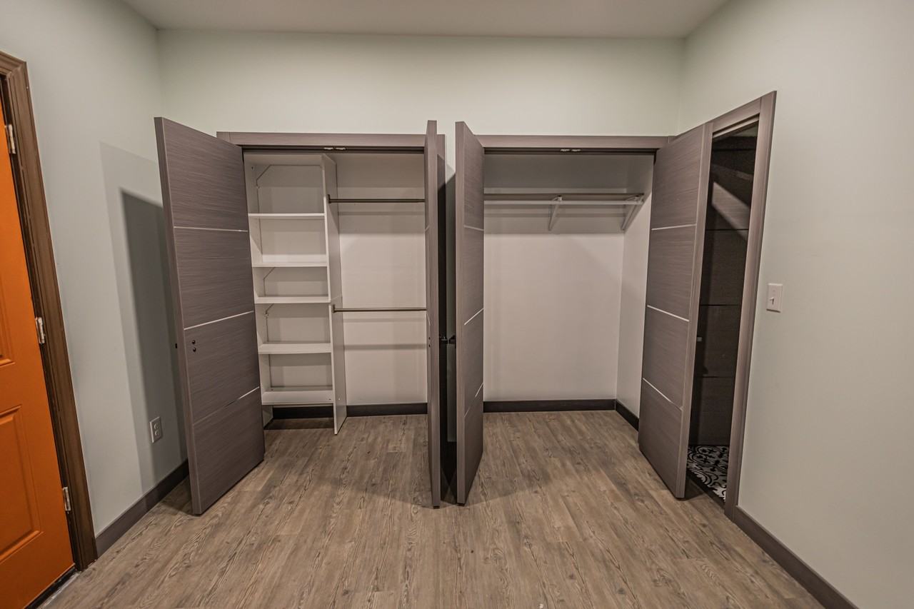 255 Washington St #1 - Photo 5 of 9