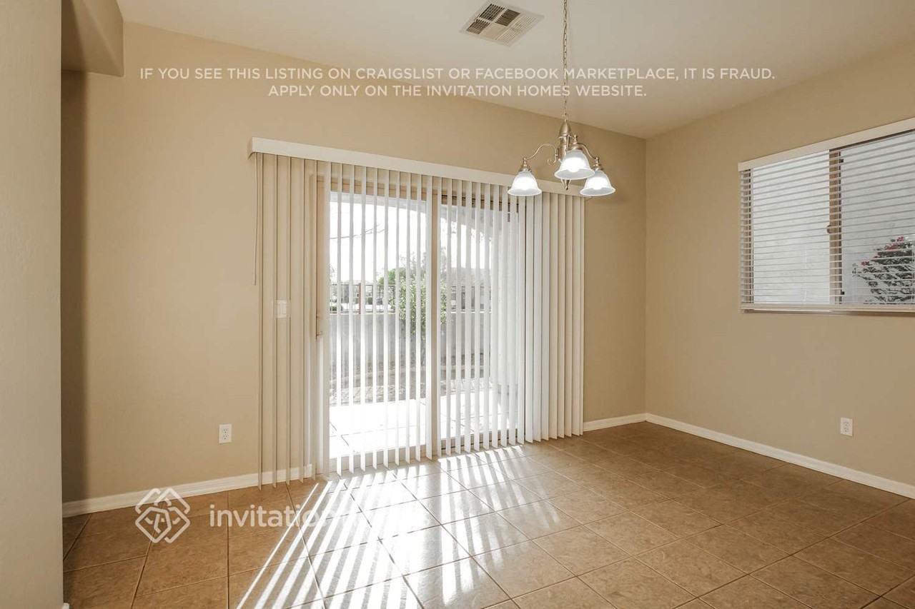 7133 N 73rd Dr - Photo 5 of 17