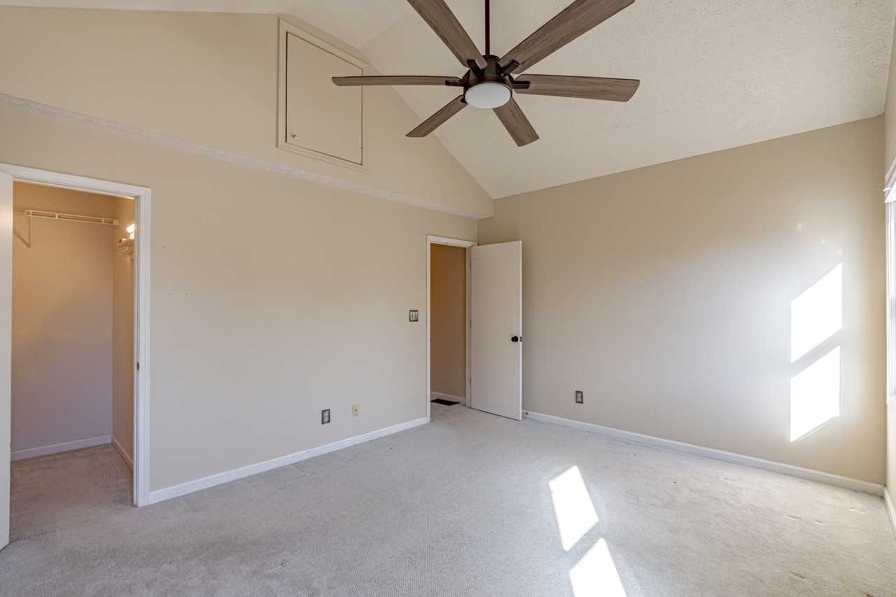 1025 Lampton St - Photo 2 of 20