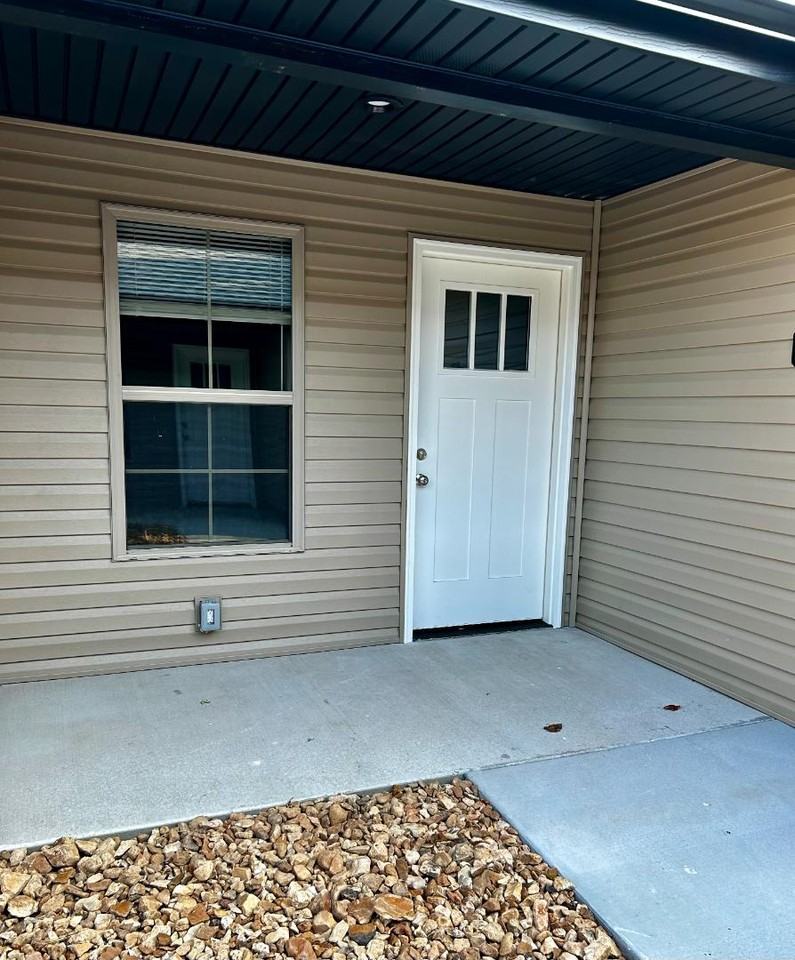 2906 White Rock Rd - Photo 2 of 2