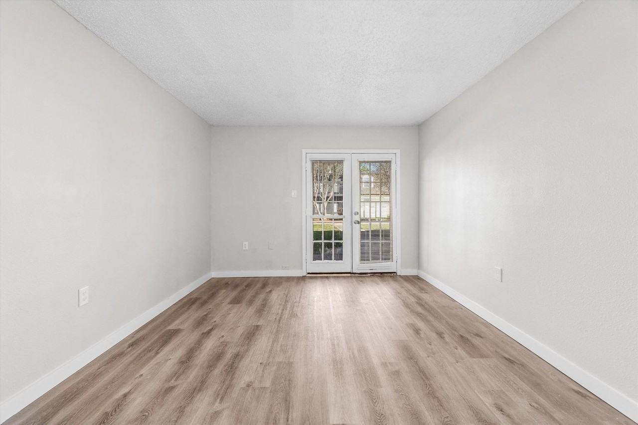 Bella of Baton Rouge - Photo 6 of 33