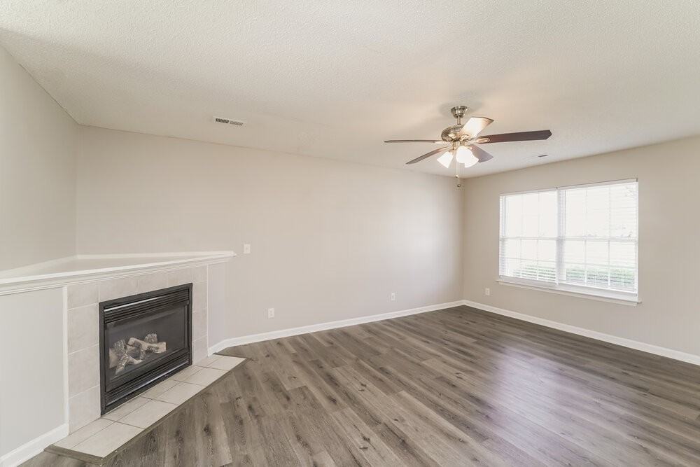 624 Lightspun Ln - Photo 5 of 17