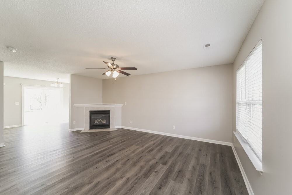 624 Lightspun Ln - Photo 6 of 17