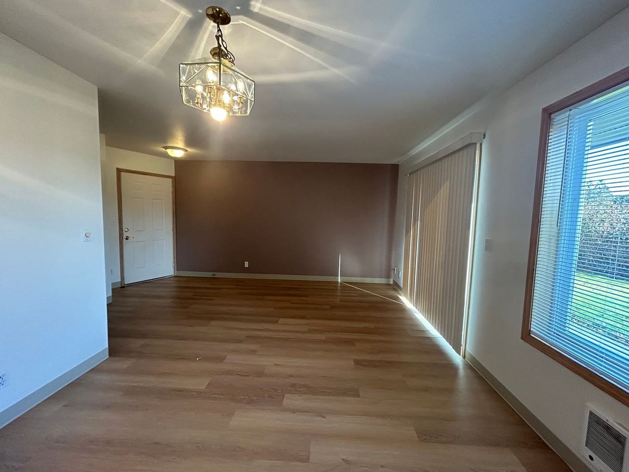 4234 Wintergreen Cir #187 - Photo 4 of 13