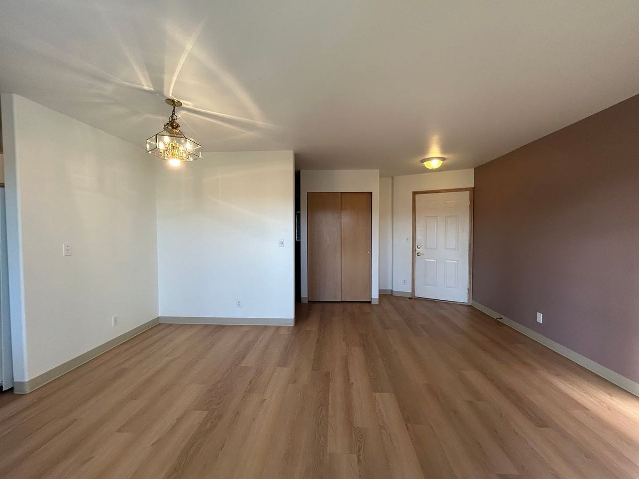 4234 Wintergreen Cir #187 - Photo 3 of 13