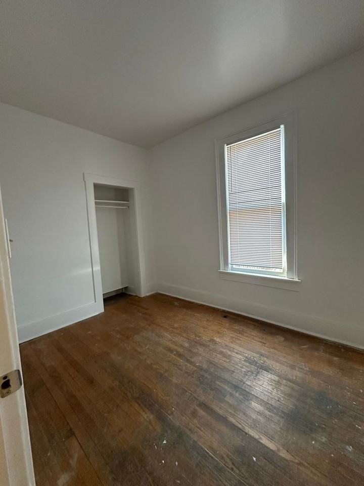 503 Pearl ( Danny Noonan LLC) - Photo 5 of 9