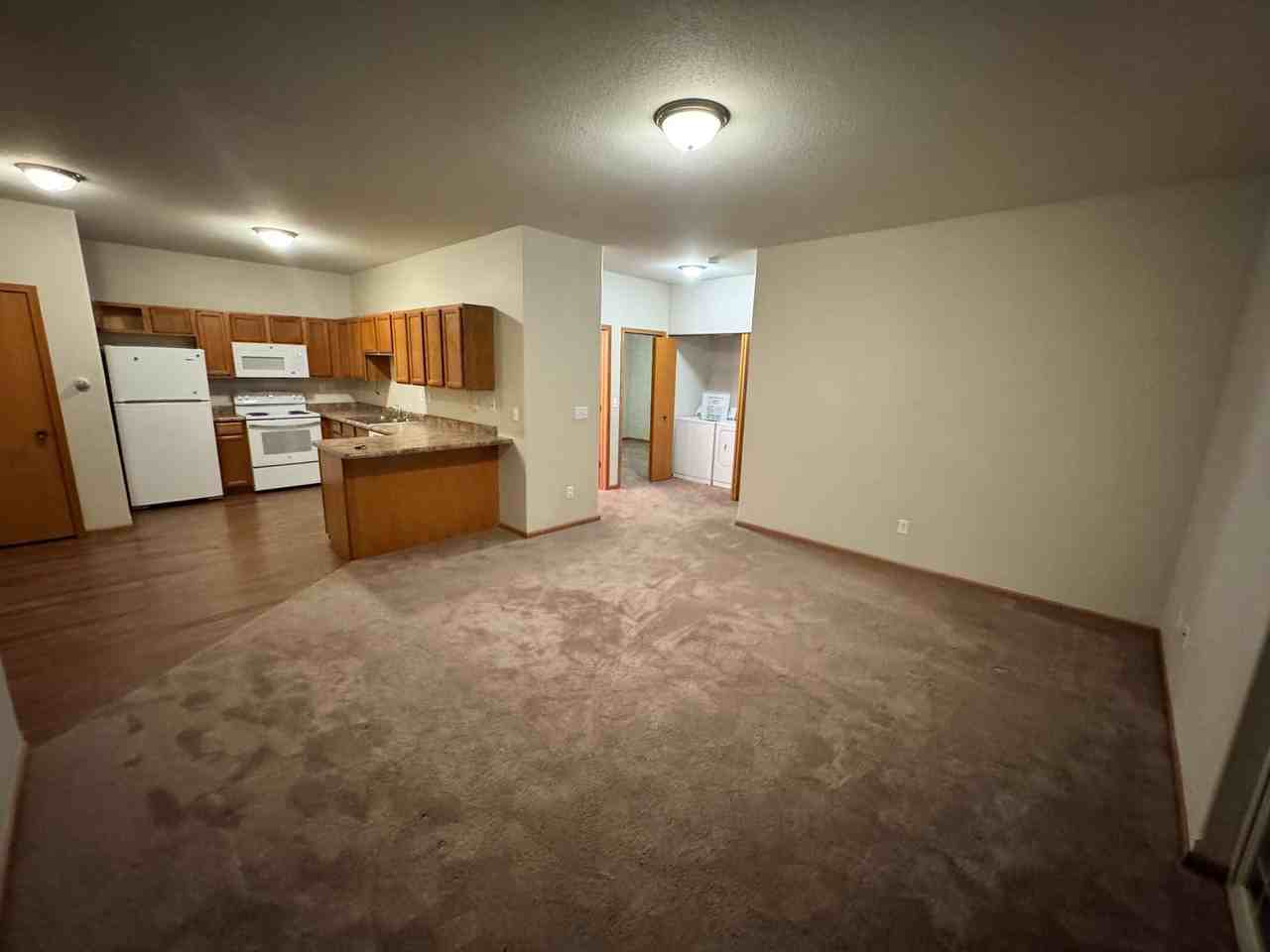 Washington 24-Unit - Photo 4 of 16