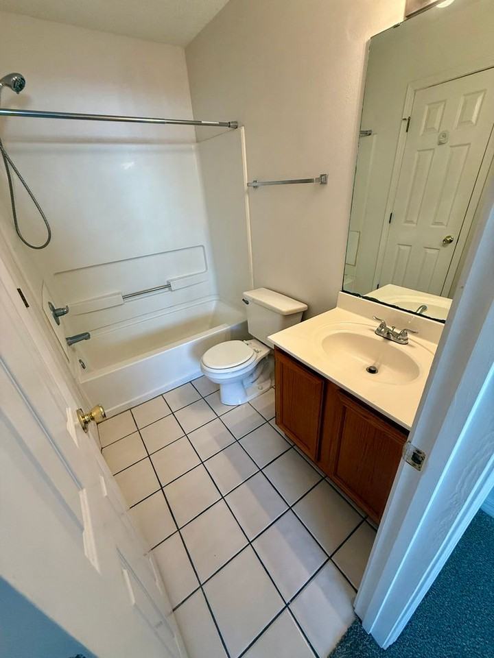 573 Florosa Ct - Photo 5 of 7
